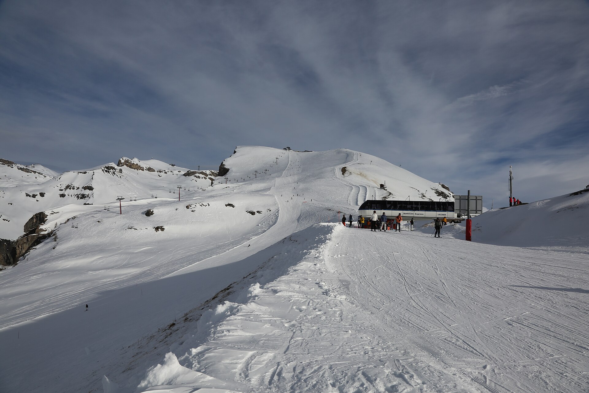 Le domaine skiable de Crans-Montana, 140 kilomètres de pistes entre 1 500 et 2 900 mètres d'altitude